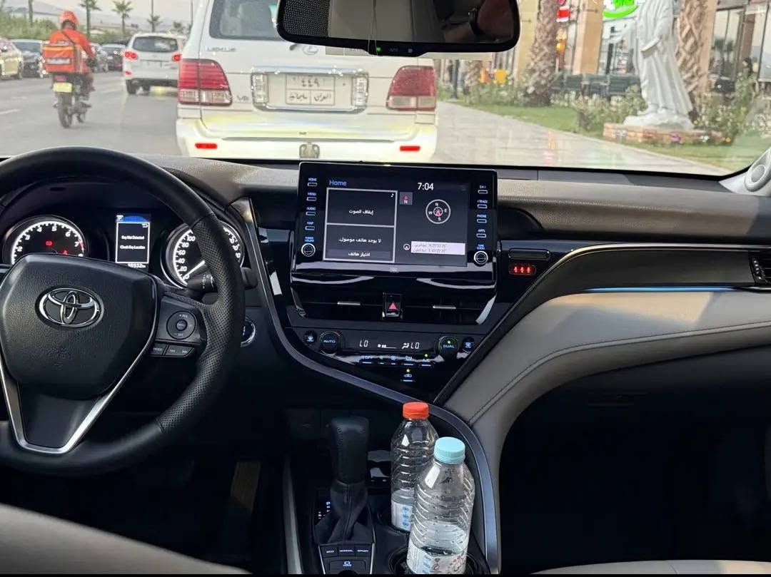 Toyota camry 2023
Mwasafat SE sharekae chihan
40 hazar roshtwa 
Be boyax be sard 
Sayaraka zor jwana 
***********
