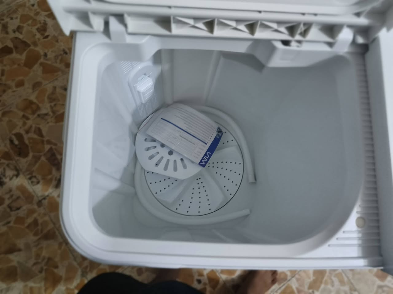 غساله لبيع جديده سعر 185 وبيه مجال جديده وغير مستعمله  *********** تواصل وتساب
