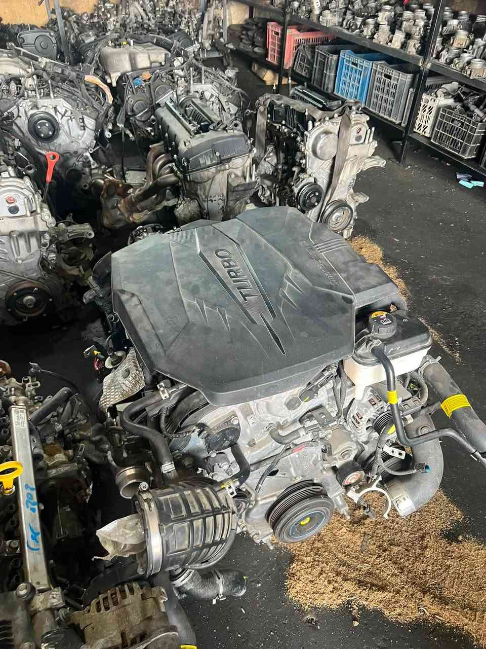 يوجد جميع محركات السيارات الكوريه 4 سلندر و V6 تيربو و بدون تيربو 
شركة ماهر الحجار 
يوجد توصيل لجميع محافظات العراق 🚚 
للتواصل
***********….. ‭***********‬….. ‭***********‬
