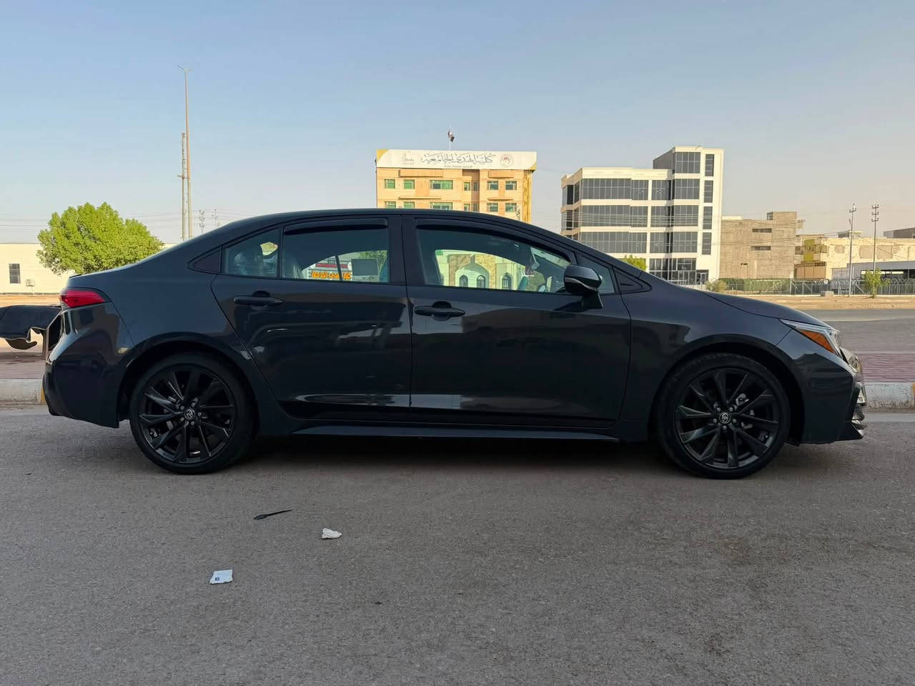 السلام عليكم كورلا 2024 SE بلاك وارد أمريكي للبيع
السياره وارد أمريكي مو صيني محرك 2000 السياره رياضية ضرر السياره بابين مبدل نفس ألون بدون صبغ وداوخل يعني هسه السياره بدون صبغ  مواصفات السياره فووول عده الفتحه ومعروفه مواصفات لSE بلاك ماشيه 25 رقم السياره أنبار معوقين باسمينه وكاله عامه أنطيك السعر 150 وبيها مجال للشراي مكان السياره الأنبار رمادي 
للاستفسار 
***********
***********
