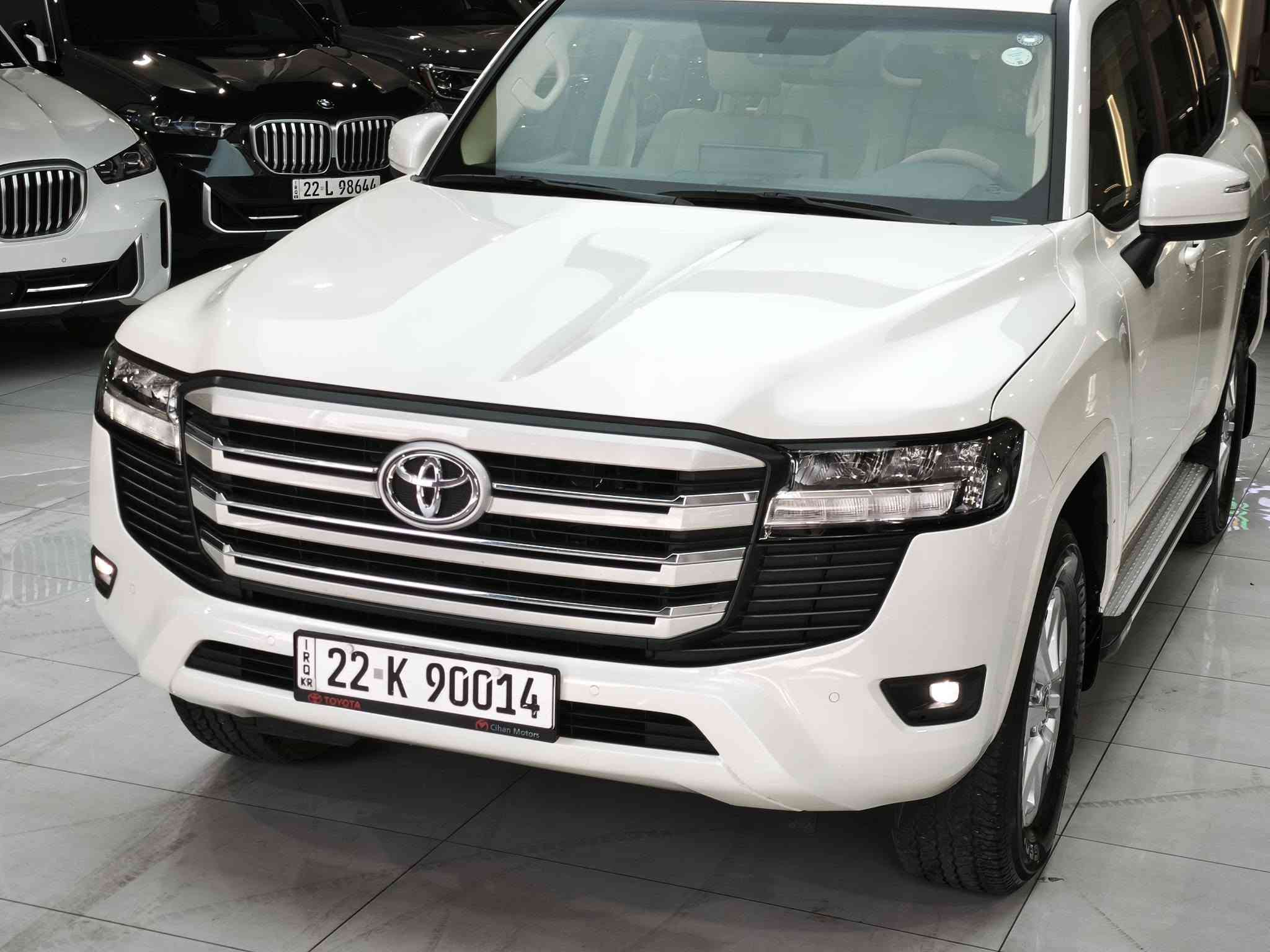 لاندكروزر GXR 2024
لاندكروزر GXR اماراتي
موديل 2024
ماشيه 35 الف كم 
كفاله عامه من دعاميه للدعاميه 
مغلفة كامل PPF 
كشنات كهرباء 
جلد 
ثلاجه 
تبريد مركزي 
صندوق كهربائي 
رقم اربيل سنويه وهزة كله جديد
العنوان اربيل 
للاستفسار اكثر 
***********
***********
