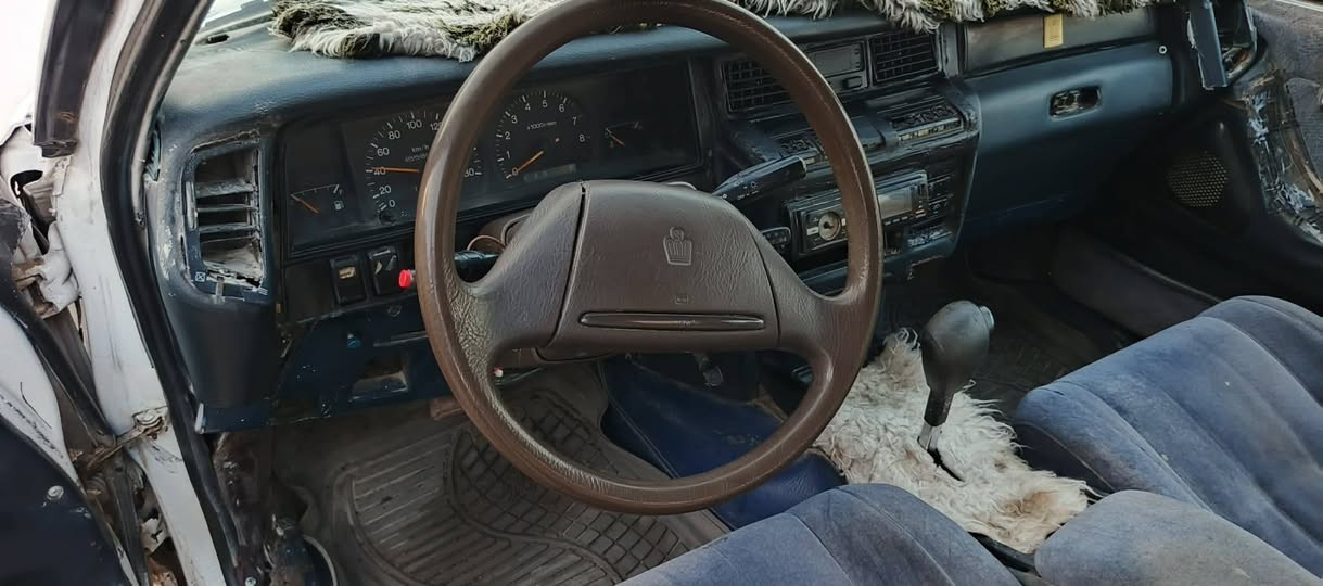 سوبر سيدان للبيع رقم نجف مشروع وطني مكفولة من الكص اصوليه مكينه كير ونجي اوتوماتيك نظيفات سياره جاهزة للعمل مكان ديوانية قضاء شاميه سعر ٣٢ ورقه شراي يخابر ***********

