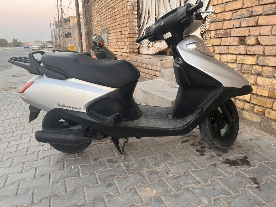 دراجة سبيسي ياباني للبيع
دراجه نضيفه كفرات بلاديه بيها خيط تدخين مكينه ناعمه 

مثل ما موجود بالصور دراجه خير من الله 

للاستفسار على السعر متواجد فقط على هذه الرقم

***********

المكان كوت حي الحوراء
