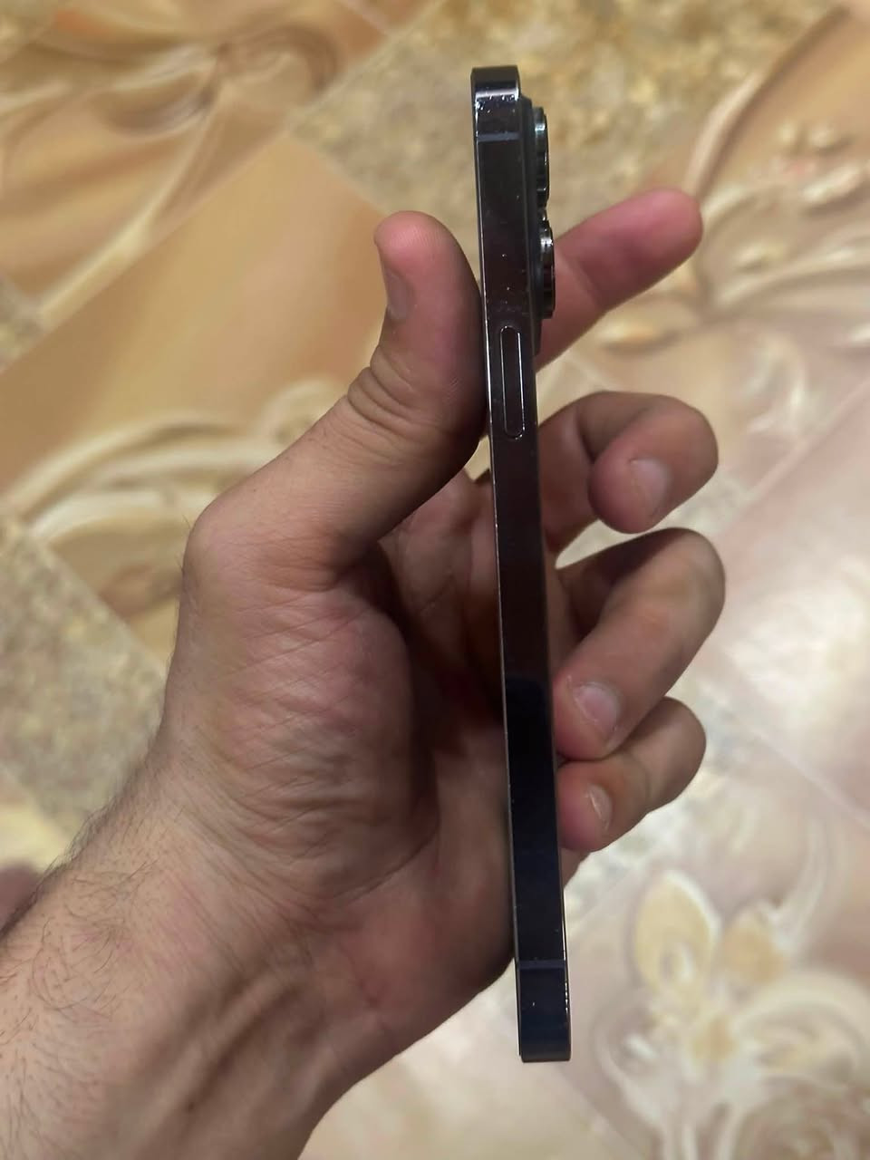 14برو ماكس جهاز مبدل فقط شاشه لأصليه جهاز شرق اوسط AA/A بطاريه ٨٤ كارتونه ويا سعره ٧٥٠مو شراي لا تكسر بسعر جهاز
***********
