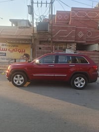 لاريدو ٢٠١١ • محرك ٣٦٠٠ • داخل بيج جلد