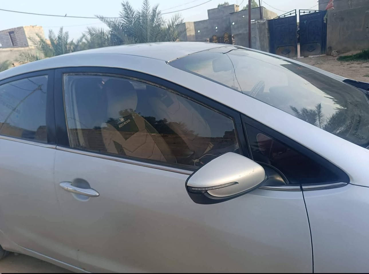 السلام عليكم
سيراتو كوري مديل 14 فول عده لفتحه 
السعر 92 وبي مجال 
السياره بأسمي رقم قادسيه العنوان المثنى الرميثه للأتصال والاستفسار ***********
