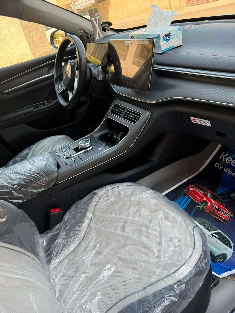 السلام عليكم 
بي واي دي BYD دستروير 2025
فول مواصفات مرقم بغداد باسمي ومكفوله من الصبغ والتبديل والحالوب 
والبارد والشخوط 
عدتها كامله مكمله ومسويلها ادامه جديده من دهن وفلاتر 

بصمة تشغيل وابواب وكارت تشغيل 
داخل جلد لونين
ويل كروم
ماشية 5  الاف  كيلو
السعر  20500 مليون دينار عراقي 
الاتصال ‭***********‬
بغداد / الاعظميه
