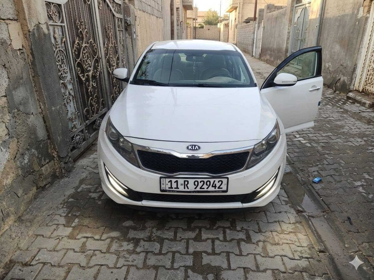 اوبتما 2014 خليجي محرك 2000.  رقم بغداد 
سيارة بيهة ظربة فوق قبق البانزين والباب الي يم الضربة مصبوغة بس ما بيهة اي ضربة
كير ستة نمر عادي اوتو شاشة كامرة حساسات شفتات بالستيرن نضام ايكو
المحرك بي بستم يعني كايم بس السيارة ماشية وجاي اروح بيهة للنجف ولكربلاء بس بيهة صوت بستم
السعر ١١٢وبيهة مجال حك الجية
السيارة حلوة ومكانهة السماوة
 الاتصال على هذه الارقام
***********
***********
