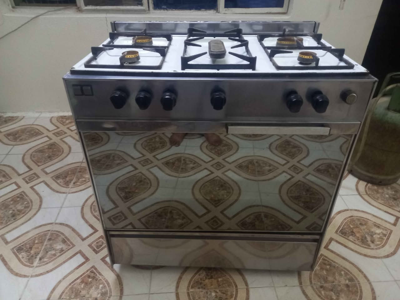 طباخ عشتار الاصلي للبيع شرط الشغل السعر ٧٥ ألف العنوان موصل حي الصدام بعد السيطرة عالشارع العام طريق بعشيقه *********** *********** يوجد توصيل داخل الموصل أجره عالمشتري موصل, نينوى
