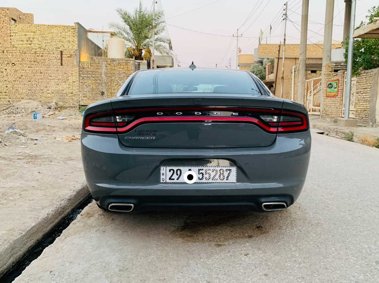 السلام عليكم
جارجر SXT 

موديل 2023 اصل 

الاصدار الاخير

لون اسمنتي  

رقم واسط دولي مداور ثاني يوم 

ماشيه 40mi

حادثها جاملغ الامامي الايمن فقط 

سياره نظيفه جداً 

الاستفسار 

***********
