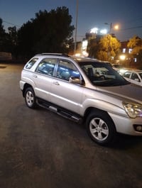 سبورتج خليجي موديل 2009 مكان السياره البياع رقم بغداد سياره جديده وخير...