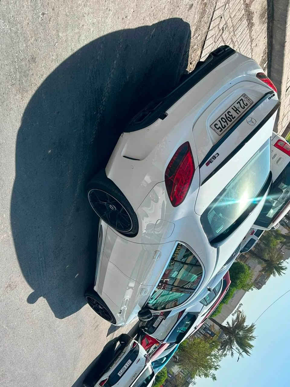 مرسيدس C300 موديل 2018 — فول مواصفات

للبيع مرسيدس بنز C300 موديل 2018، لون أبيض، وارد أمريكي.

* حادثها جاملغ وبنيد
* السيارة مصروفة ومصلحة بشكل ممتاز
* فول مواصفات / أعلى تجهيز
* سيرفس كامل
* بدون أي مسج أو نقص
* السيارة نظيفة وجاهزة للاستخدام
* المواصفات فول اعلى شي
* المحرك 2.0 تيربو
* كير أوتوماتيك 9 سرعات

السيارة مناسبة للي يريد C300 نظيفة ومواصفاتها عالية، والسيرفس عليها كامل.

سعرها : 188 وبيها مجال

للمهتمين، التفاصيل والصور متوفرة.
للاتصال : 
***********
الموقع بغداد
