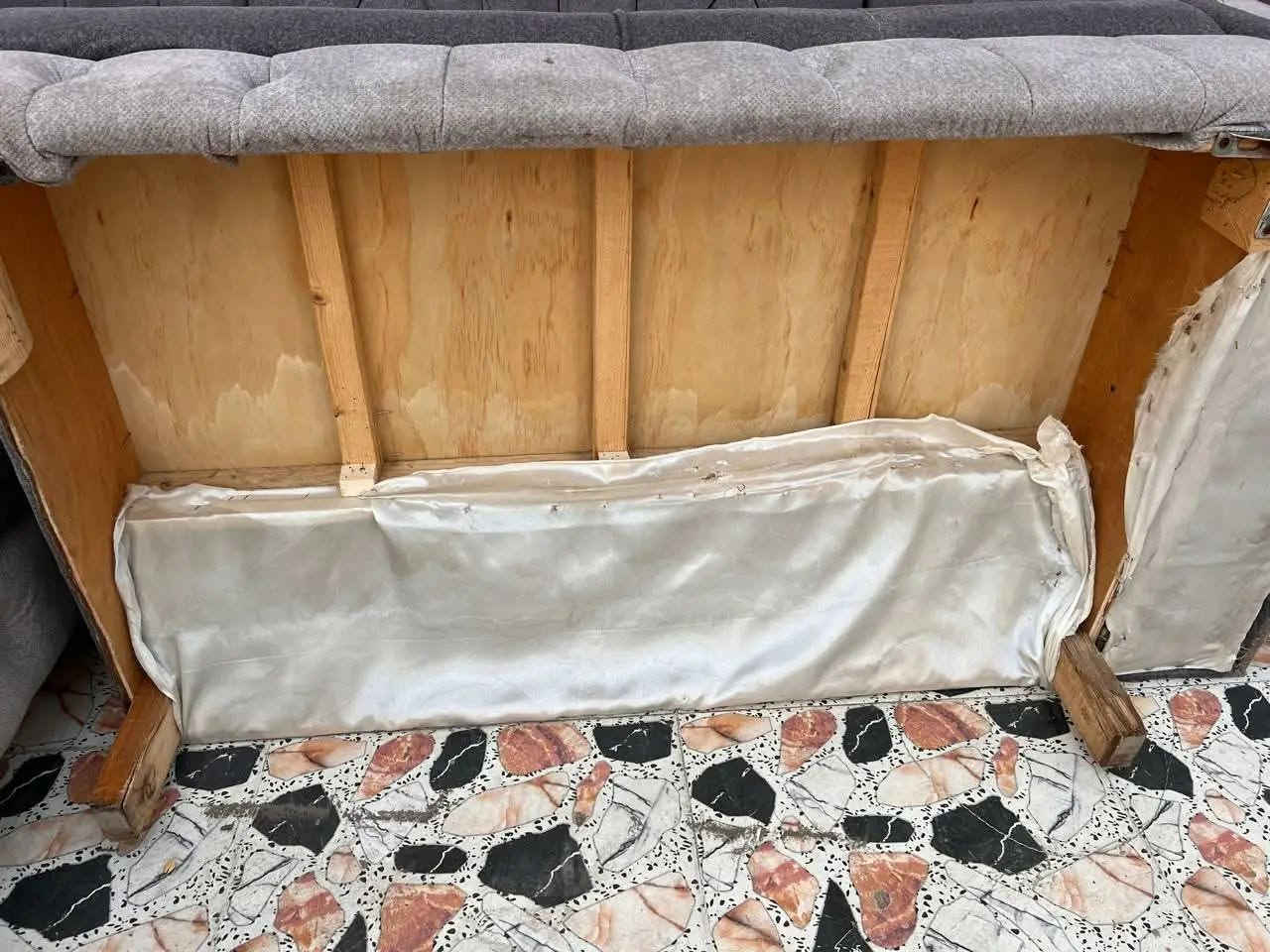 ديوان ٧ ونص • عراقي