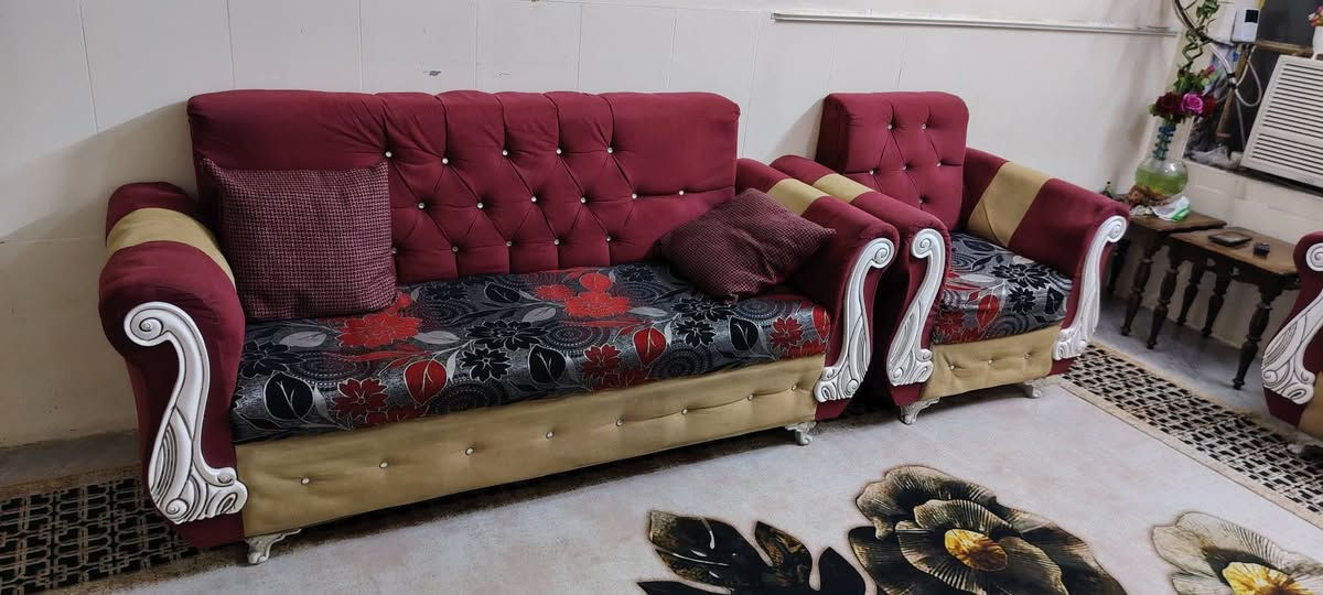 سلام عليكم تخم للبيع عشرمقاعدنضافه 70بالميه السعر250وبي مجال ***********مكاني بغدادالغزاليه

