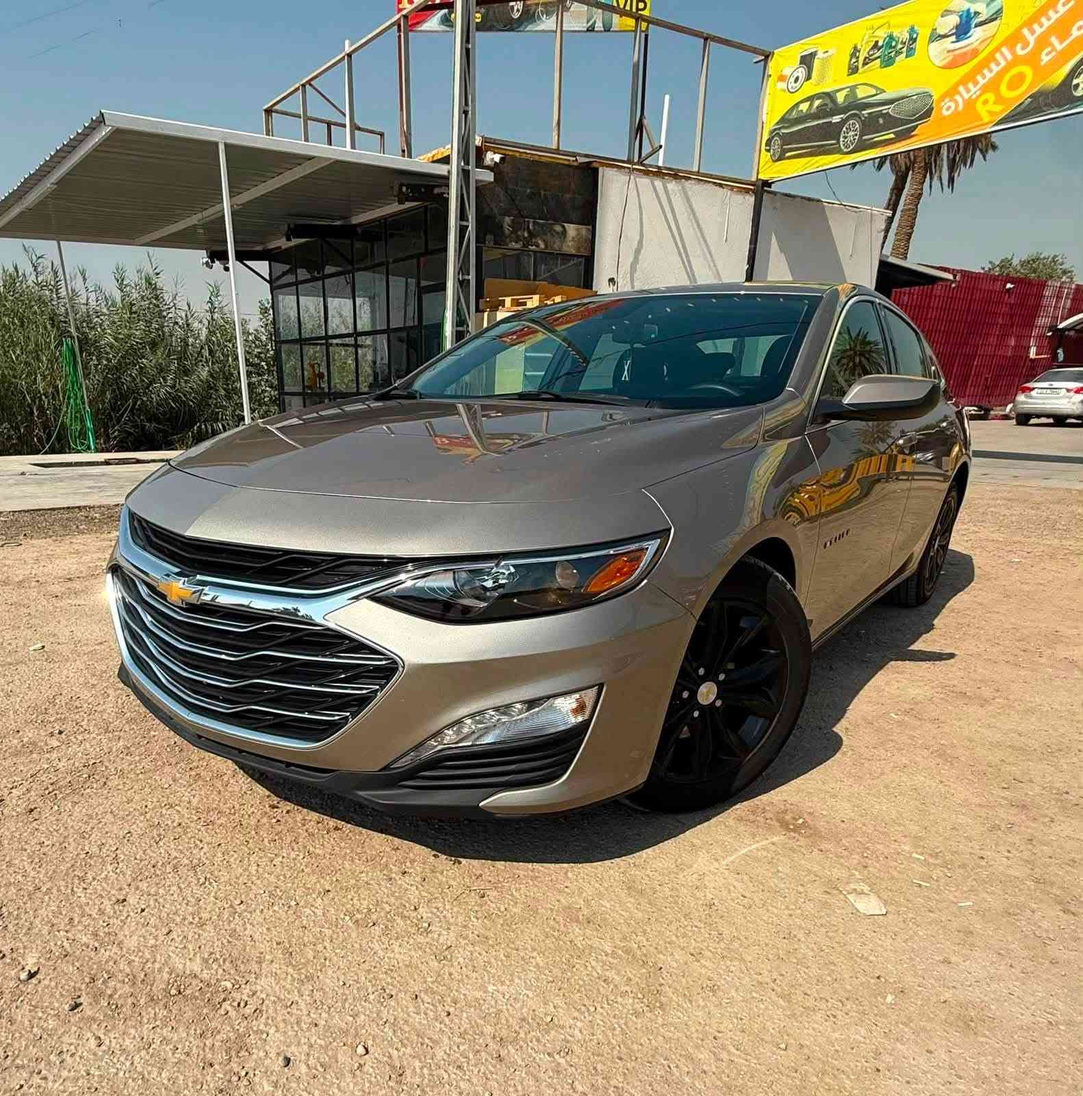 Malibu 2024 Lt
السلام عليكم 
ماليبو 2024 دخول كاتي مواصفات Lt المعروفه السيارة حادثها جاملغ خلفي والدوسة واجة بيها بخ امريكا الجاملغ الاخ الخلفي والصندوك كفاله ايرباك بجم شواصي حدادية جاهزة من كلشي ربع ما ينصرف عليها والسيارة جديدة كلش ماشيه ٣٨ الف mi تترقم فقط اقليم اربيل - سليمانيه - دهوك 
مكان ااسيارة المسيب 
للاستفسار ***********
