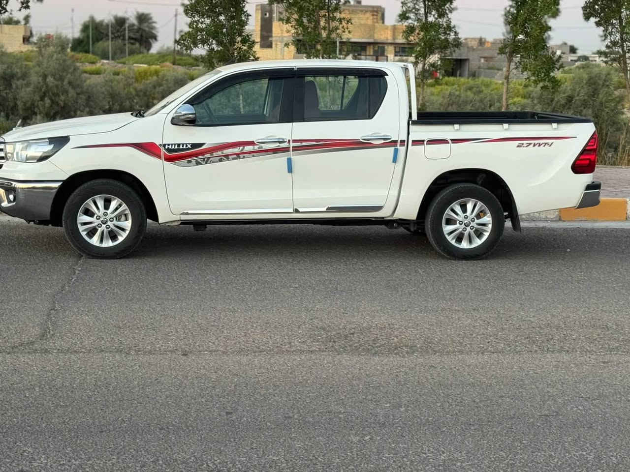 تيوتا  الموديل ٢٠٢٥بغداد
شركة ساز فول مواصفات
ماشيه ٣٤ الف
السعر ٢٧٥ ورقه
‏‭***********
