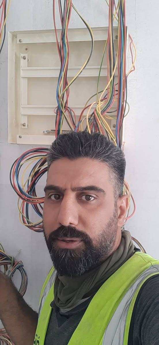 تأسيس  كهرباء  ماي مجاري  بيوت ومجمعات  وعمارات 

كهرباء/ بوري سيمنس  وبوردات عاديه وts  وكل متعلقات  كهرباء

ماي / تأسيس  سخانات وماطورات ماء وبيوت كامله 

مجاري /بيوت وكل متعلقات  بل مجاري

ابو رضا ***********
ابو محمد ***********
