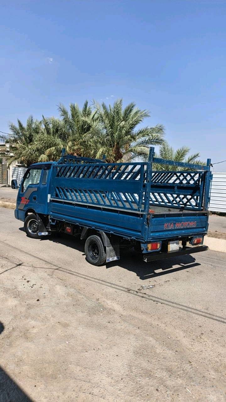 كيه بنكو ام عيون للبيع
موديل 2003 
سياره نضيفه ومرتبه ماناقصه 
كير محرك اكسل كفاله 
محرك 3000
تحويل مباشر 
مكانه رمادي 
لاستفسار عل رقم *********** وتساب