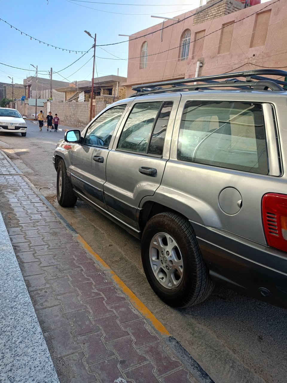 جيب • ٢٠٠٠ • كون نضيف