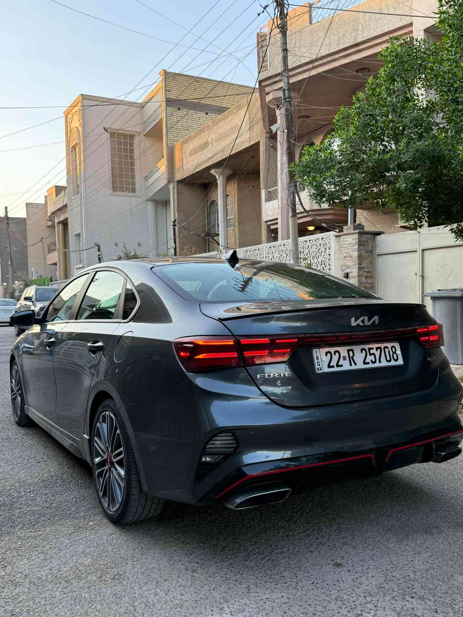 السلام عليكم الي موصيني  حاليا السياره ب اربيل

 فورتي  GT 2024  
فول مواصفات1/1

بدون إيربك 

بدون دواخل بدون شواصي قطعتين صبغ بنيد وباب خلفي

ماشيه 54 ميل
مكينه 1600 تيربو
بصمه ابواب
بصمه تشغيل
هندبريك بصمه 
اوتو هولد 
شفتات ستيرن 
كشن حار بارد
شاشه جبير 
كامره دواره
رادار امامي وخلفي وجانبي
تحكمات ستيرن تحديد مسار 
شحن لاسلكي 
ثلاث وضعيات قياده
كشنات جلد
تبريد قطعتين منفصل 
بكلايت ليزري
ويل 19 سبورت 
سبايدر بلادي 
دبل صالنصه رياضي 

السعر 149 ورقه وبيها مجال
