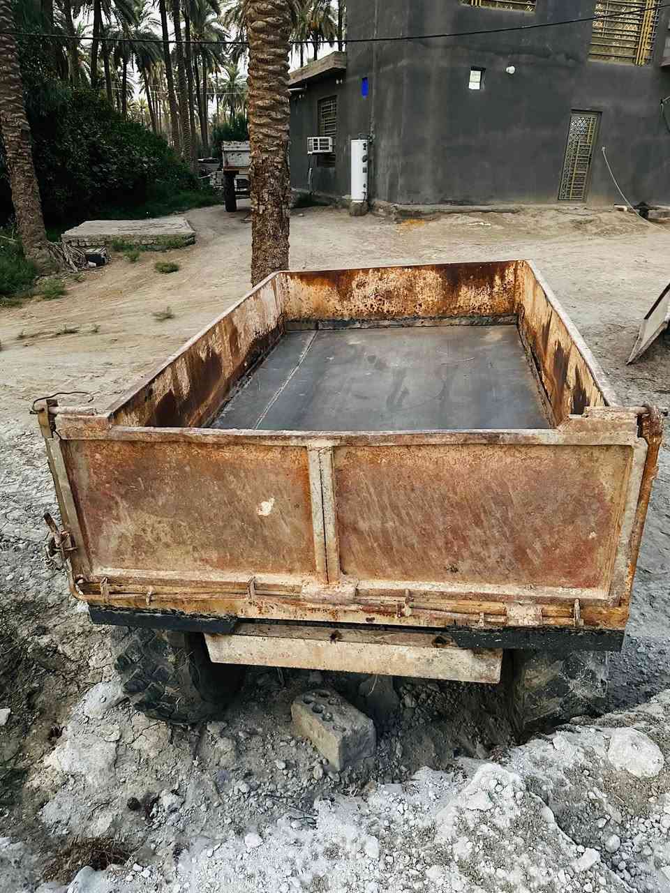 سلام عليكم عربانه حدادي شغل طويريج جاهزه للشغل عنوان كربلاء الحسينيه هاتف ***********
