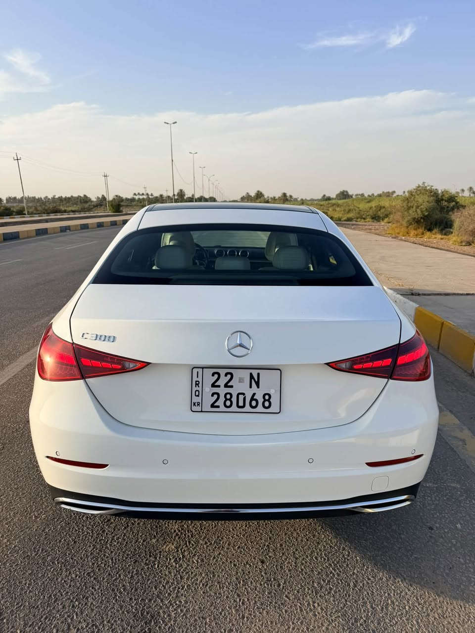 السلام عليكم
للبيع مارسيدس C300 موديل 2025 ابيض داخل ابيض 
ايرباك سليم 
رقم اربيل تريد تحويل او وكاله
ماشيه 9000
مكان السياره بابل 

***********
