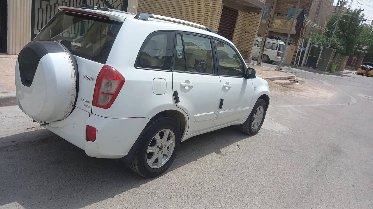 السلام عليكم تيكو موديل ٢٠١٢ رقم جديد السياره بدون ضربه بدون صبغ مكفوله جاهزه من كل شي كير ومحرك وتبريد وحاديه تخم تاير جديد السعر ٥٧ مكاني بغداد حي التراث ***********
