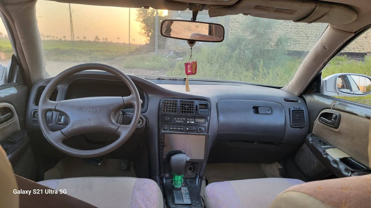 السلام عليكم
مارك نفخ مديل ١٩٩٣ كصه( قماره وربع ) رقم نجف مشروع وطني 
السياره بيه حادث موضح بالصوره مصبوغه عام صبغه جديده راعيه يريد مداور ب٣٨ وبيه مجال الشراي يتصل *********** مكن اسياره ديوانيه قضاء اشاميه نحيت المهنويه
