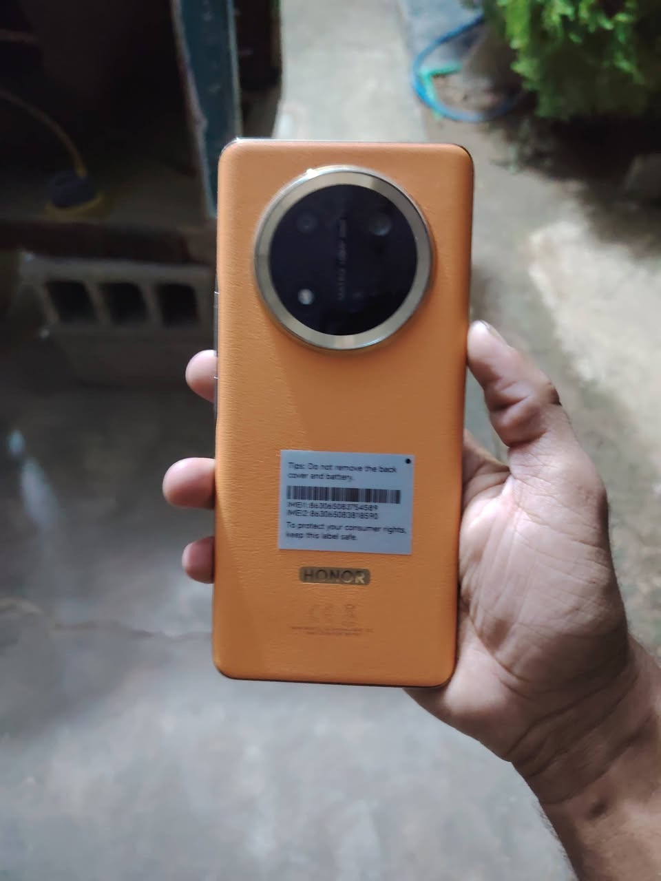 هونر x9c للبيع مستخدم اسبوع كامل ملحقاته و كارتون لزك واحد ما بيه نضافه فول الفول سعره 375 الف و بيه مجال حك الجيه مكاني شهربان رقمي ***********
