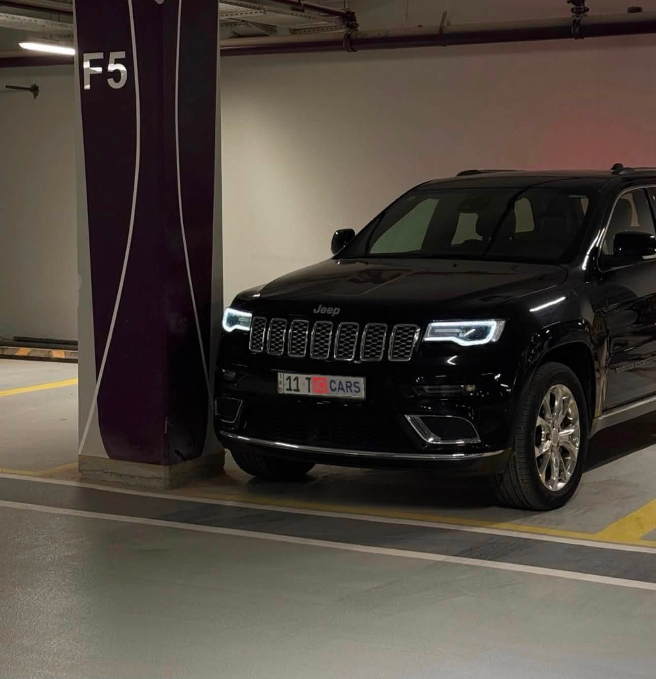 جيب سومت 2020 خليجي – اعلى فئه بالجيب فول مواصفات 

المواصفات:
• محرك 3.6 لتر V6  
• ناقل حركة أوتوماتيك 8 سرعات  
• نظام دفع رباعي  
• شاشة لمس 8.4 إنش كار بلي بلوتوث  
• كاميرا خلفية وحساسات امامية وخلفيه
• رادار امامي +  تنبيه النقطه العمياء
• مانع انزلاق (نظام ثبات)  
• جكات رفع  وتنزيل 
• مقاعد جلد وجنوط رياضية  
• كشنات جلد تدفئه تبريد وخزن ميموري مع المري
• ستيرن كهربائي تحكم و تدفئة تبريد 
• رادار
• حساسات  
• جنطة كهربائية فتح وإغلاق 
  
مكفولة  كفاله عامة عدا طخه بسيطه بالدعاميه الخلفيه مصبوغه وواضحه بسونارها 
 
• الممشى: 45 ألف  
• رقم بغداد باسمي تحويل ثاني يوم
• السيارة جاهزة من كلشي 

للاستفسار أكثر 
***********
