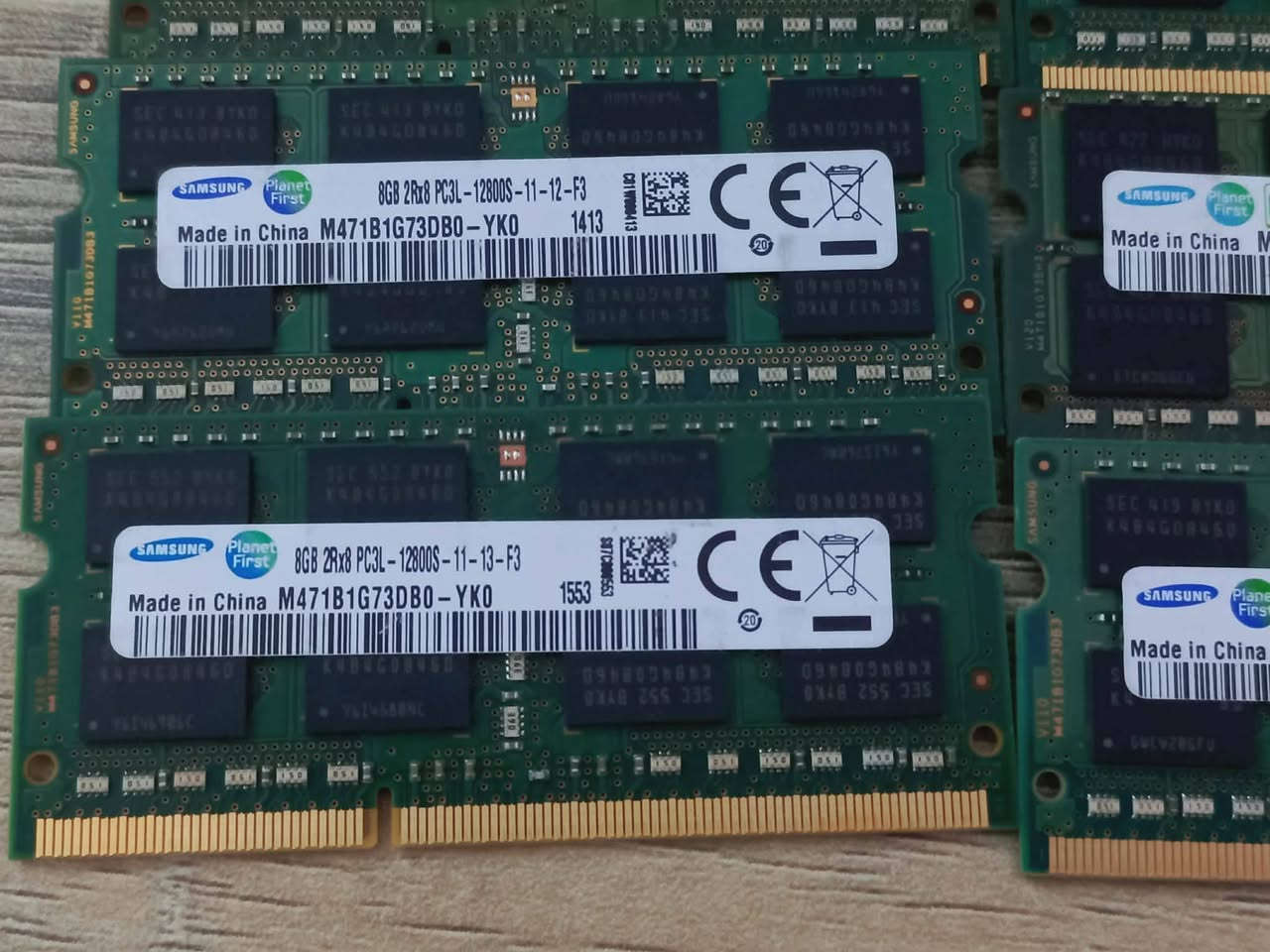 للبيع رامات لابتوب سامسونك الاصلي DDR3 8GB السرعة 1600 الاستفسار مراسلة الرقم  ***********
