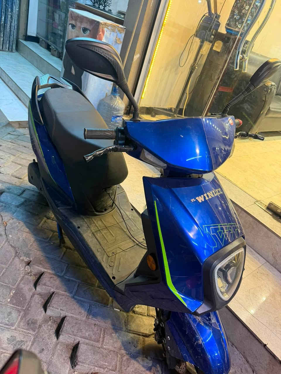 دراجة سكنس شحن للبيع بطاريات جديده ع فحص سعر 500 بيها مجال مكاني بغداد اعظمية للتواصل خاص او رقم 
***********
