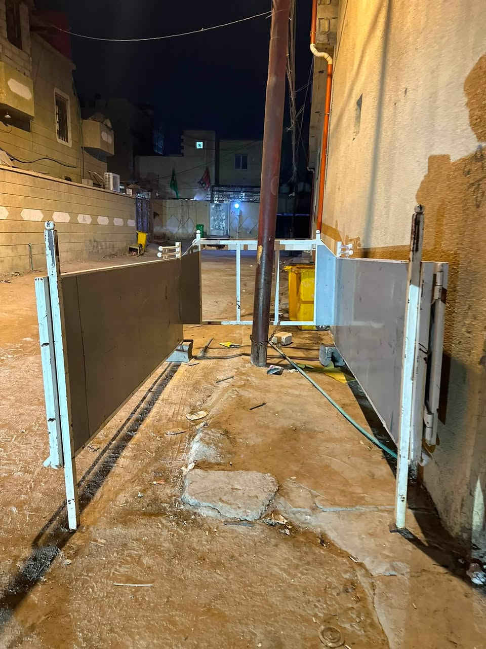 سلام عليكم محجر نثية ويا عرضانية ودرجين السعر750شراي علة هاذ الرقم***********مكاني بصرة

