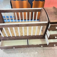 جرباية اطفال • هزاز • مساحه بالغرفة