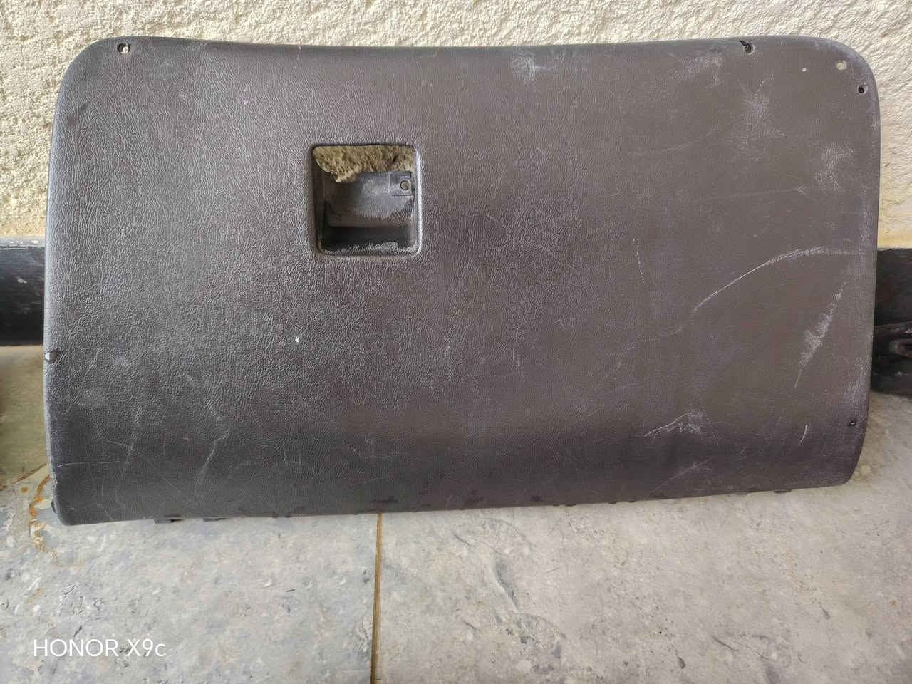 ستيرن كورلا بدالاته شغاله صليب كامل + قبق جكمجة مال دشبول + رونات شغاله شرط + كفر أسفل الستيرن + نص فرس + جوزة بدون لبة + موزعة تبريد الجانب الأيسر + موزعات تبريد مال جامة امامية للبيع كلهن ب60 مكاني سوق الشيوخ
 للأستفسار ***********
