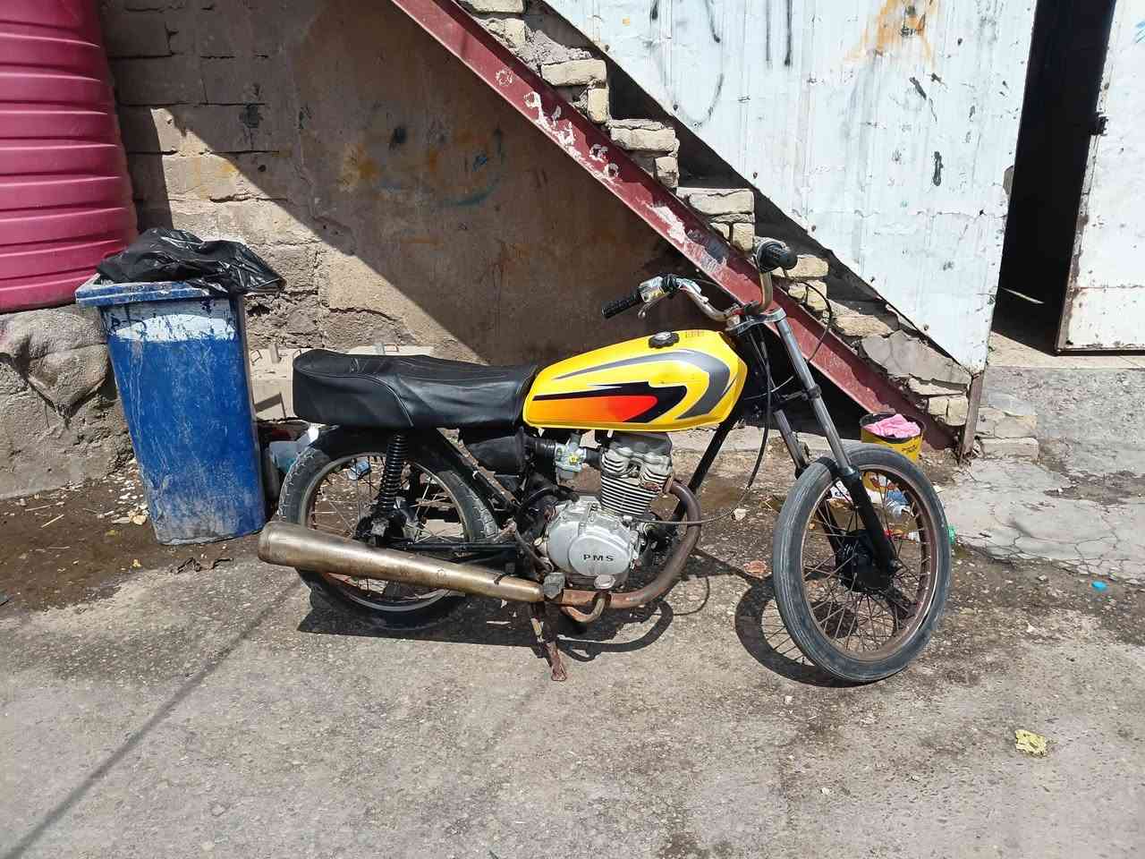 البيع سعر ١٥٠.    ***********
