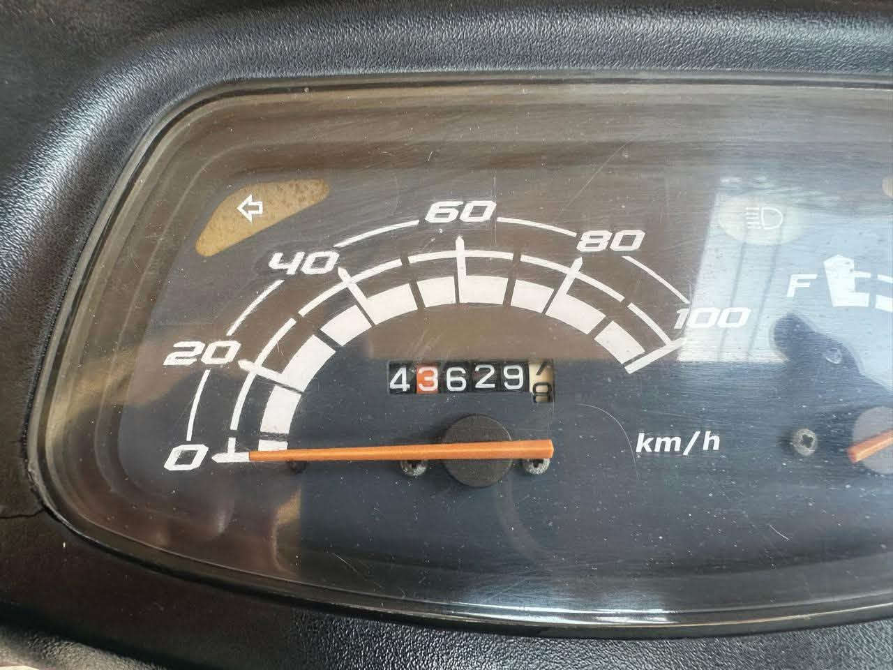 السلام عليكم عندي سبيسي للبيع مكفوله كفاله عامه من كلشي شرط الفحص والدراجه بعده جديده السعر اتصل على الرقم : العنوان كوت دور العمال : الاستفسار اتصل على الرقم ***********

