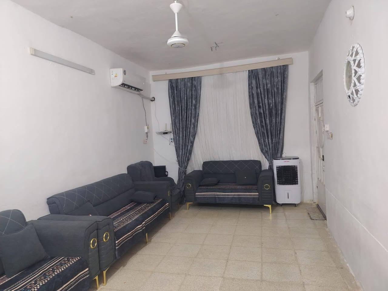 بيت للبيع في العطراويه مقابل سيد محيل مساحتة200 متر عرفتين وصاله ومطبخ وستقبال صحيات خارجيه وداخليه  زراعي سند25 مشمول بلتطويب وصل بلدية الاستفسار ‏‪***********‬‏
