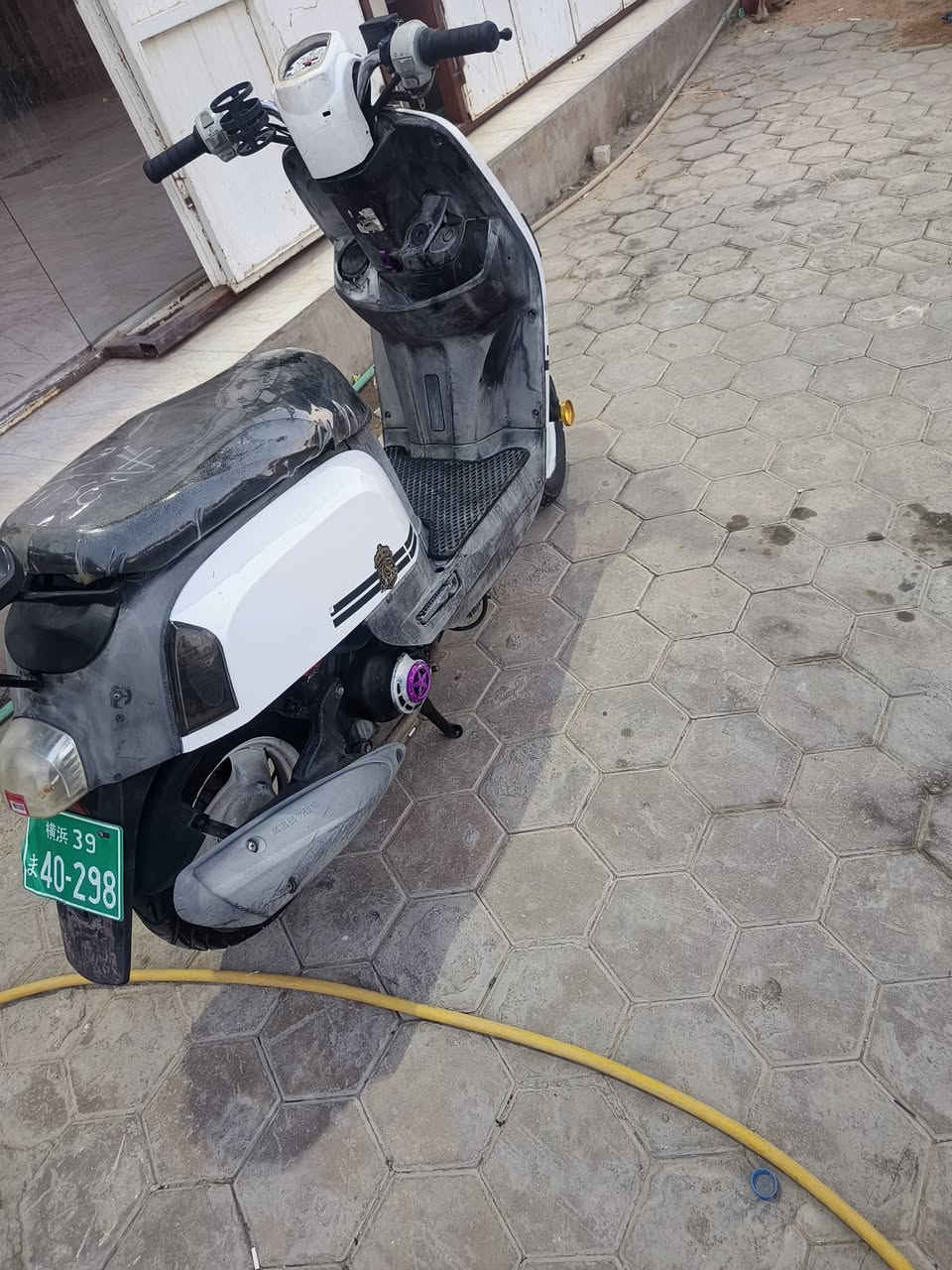 ماكس بوليس حاويه برغي ما مفتوح بيه سعر 650
***********
