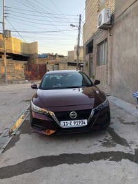 نيسان سنترة مواصفات السيارة موديل2022 ماشية 41 الف حادثها بنيد وبدنة أ...