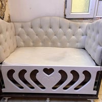 سرير اطفال • حتى ٥ سنوات • ٦٠x١٢٠سم