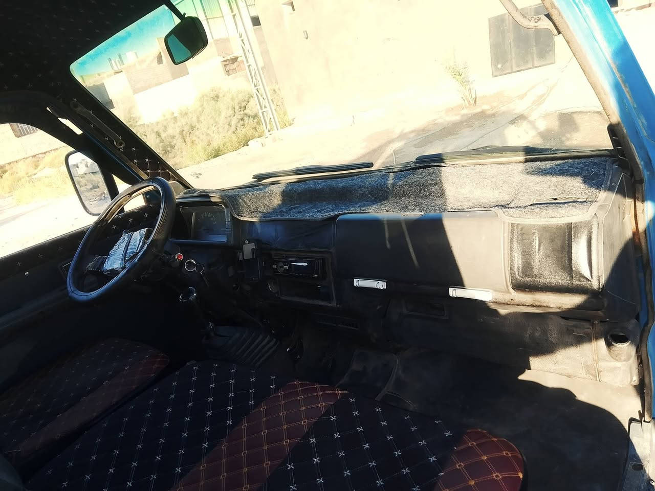 كيا موديل 94 رقم بغداد العنوان باب الاسكندريه سياره معمره مكفوله من كير ومحرك واكسل شاصي /////السعر 55 وبيها مجال رقم***********
