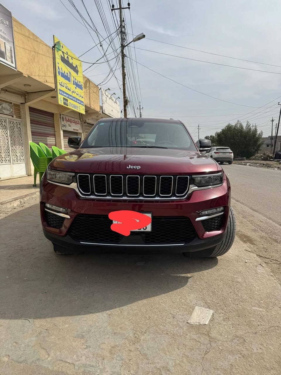 ‎جيب كراند شيروكي 
4XE 2024 (Plug-in Hybrid)
 ثلاث أنظمة كهرباء هايبرد بانزين
وارد امريكي كلين تايتل بدون  حادث صور المزاد مرفقة بالمنشور 
‏2.0L Turbo
5 راكب 
‏‎المسافة المقطوعة :45  الف ميل
السعر 320$ وبيهه مجال
. بصمة تشغيل و ابواب 
3. بانوراما 
4. شاشة كبيرة ابل كار بلي
5. تشغيل عن بعد 
6. كشنات جلد 
7. كشنات كهرباء و تدفئة بالكشنات و الستيرن
8. كرسي السايق خزن  
9. الصندوق كهرباء 
10. رادار 
11. خمس وضعيات قيادة 
12. كير ماوس 
13. لايتات لد و بك لايد لد 
14. رادار جانبي نقط عمياء سقف بنورامه
وبعد هواي مواصفات رقمهه بغداد بسمي 

رقم الهاتف *********** وهسه جاي أحدث بيهه اشتلهه غرفه عسلي
