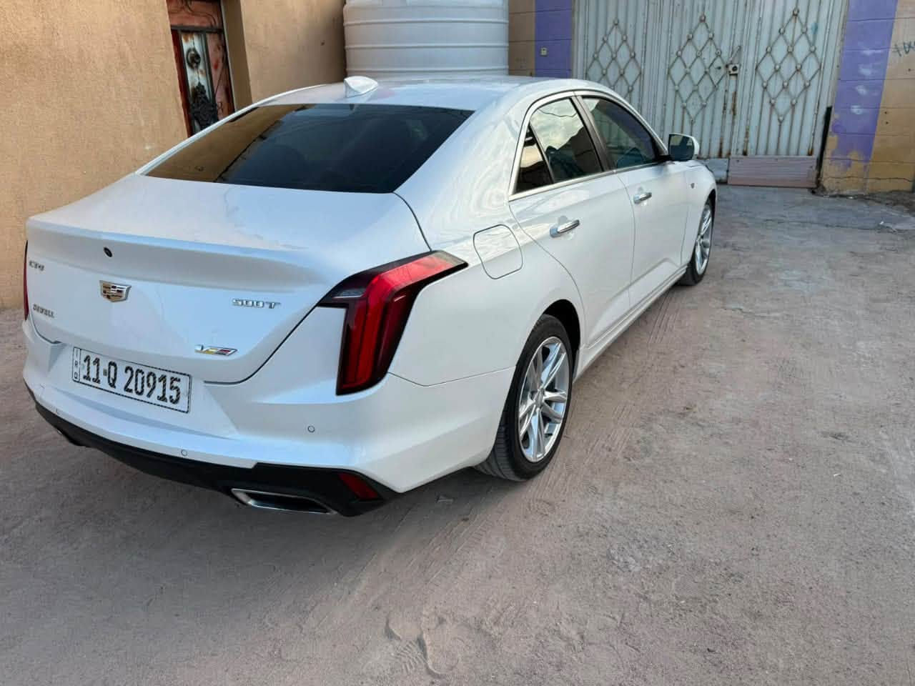 كديلاك CT4 • ٢٠٢٣ • رقم بغداد