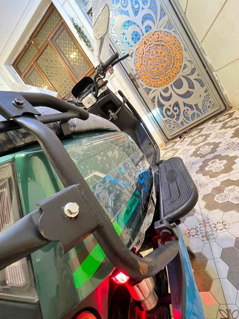السلام عليكم
دراجه شركة الاخوين دبدوب 
موديل2026
موطور بالكارتون جديد
(اخو الزيروو مستخدم شي قليل جدا مكفول حته من شخط ...)
(بطاريات عدد 6 على فحص ) 
فول مواصفات  «ملف 3500W» 
(نظام  R) (نظام P)
(مخرج شحن USP) 
(سرعة 99) (سرع 4)
(مثيت سرعة) 
لايت زنون عالي ناصي 
اشاير يمنة يسرة دبل اشارة
السعر750الف وبي مجال
الموقع بغداد ناحيه الرشيد 
الاستفسار :***********
