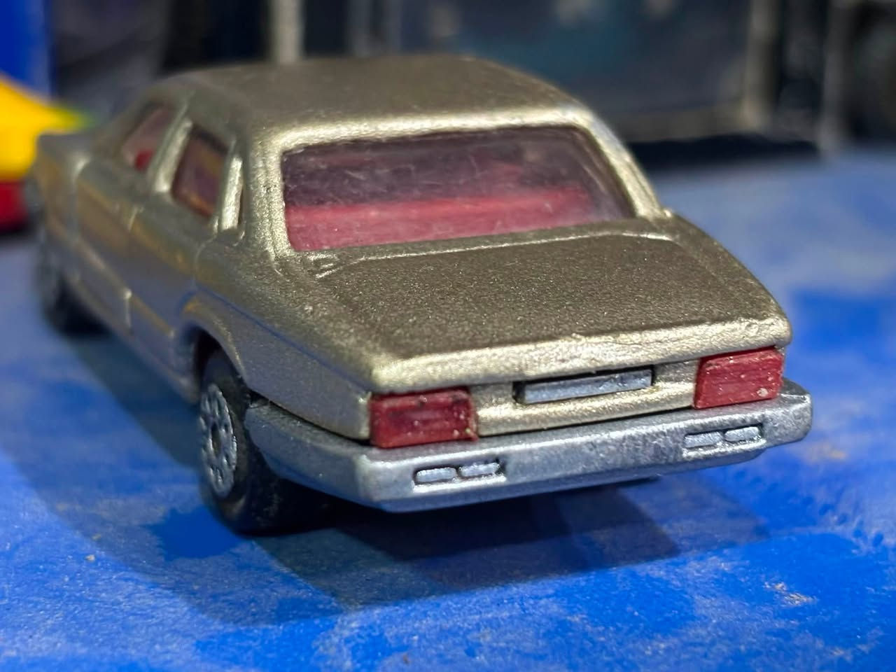 Jaguar TM XJ6 

صناعة شركة Majorette الفرنسية 
الحجم 1:64

السعر 3 الف فقط 🔥 

يتوفر توصيل لجميع محافظات العراق 🤩💙

 📍العنوان / شارع فلسطين - خلف المستشفى العالمي 
مكتبة الأمين للحجز و الاستفسار على الرقم او مراسلة الصفحة ***********
#مصغرات #سيارات_مصغرة #بغداد
