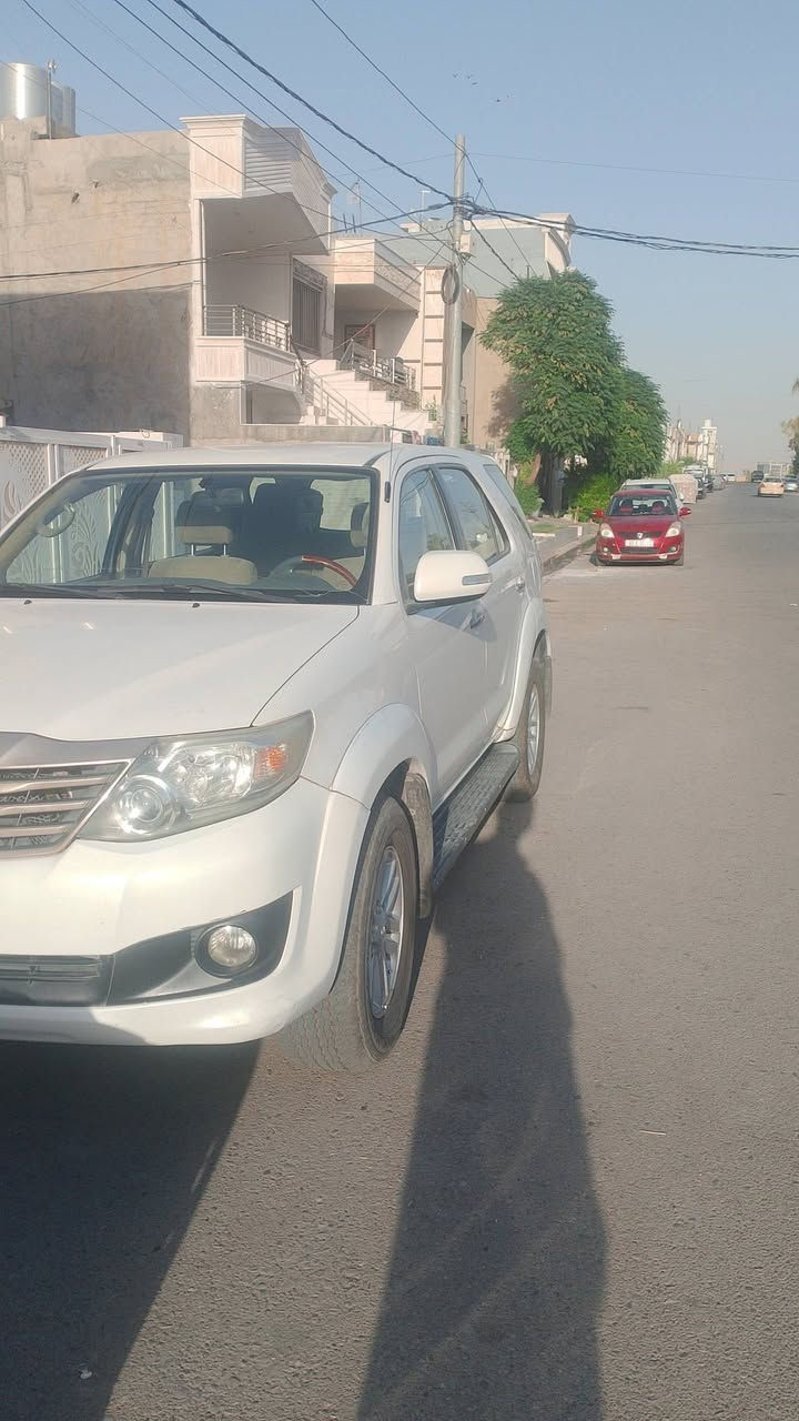 تویوتافۆرچنەر مۆدیل2013گێرتۆماتیک وعادی دەبل ئەکسل بێ سبوغ سپی سەدەفیە 2015هەزاررۆئیشتەوەچوارتایەی نوێی لەسەرژمارەی تەلەفۆن ***********نرخی کۆتای 165$ شوێن هەولێرتۆزێک کال بوونەوەی هەیە بەس کەمە
