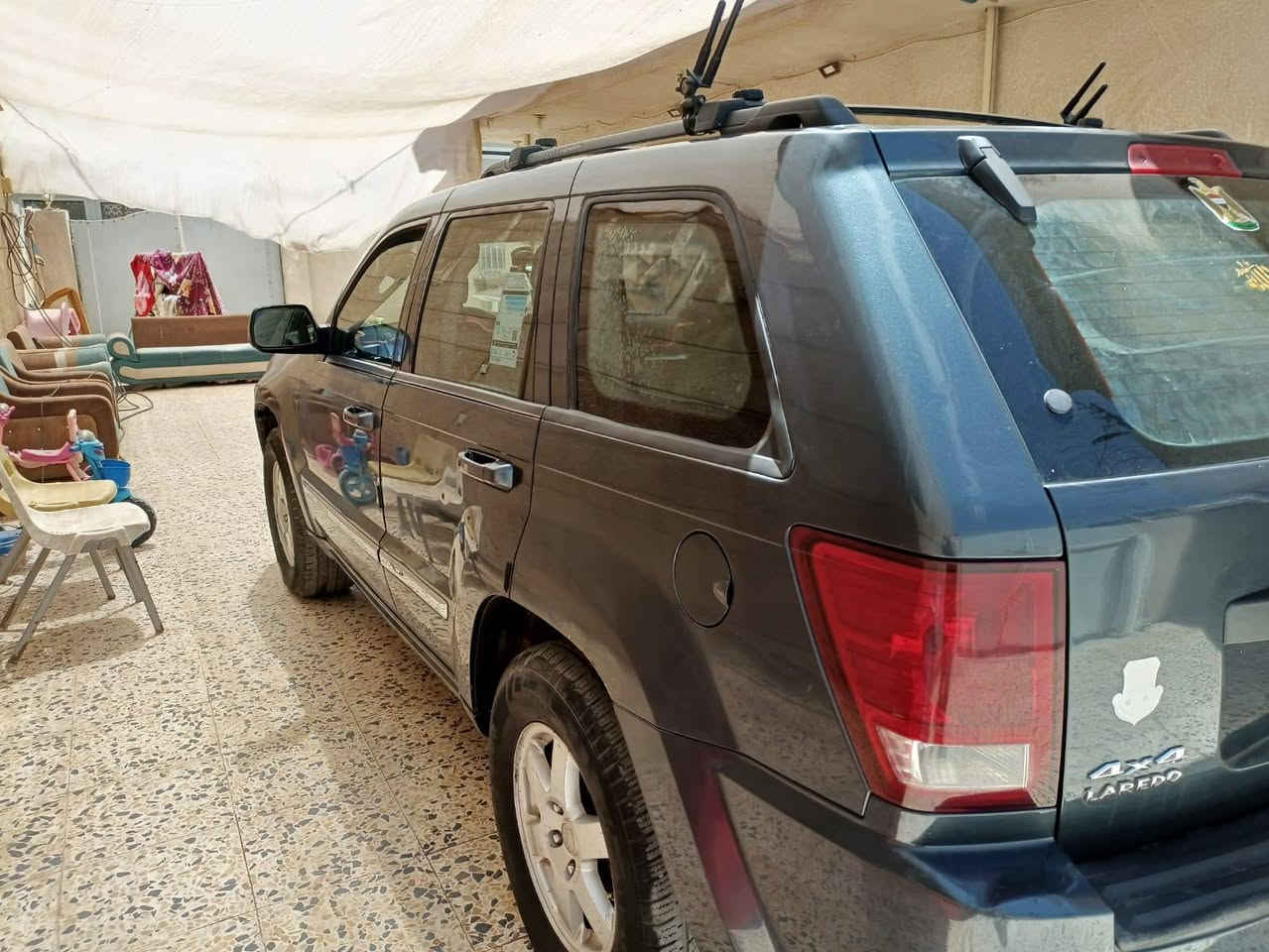 جيب لاريدو موديل 2008
اللون اسود كحلي
المحرك 3700  بس بي خيط بخير بسيط
رقم بغداد انكليزي جديد
الكير بحاله جيده
الصدر الامامي و الخلفي 70 بل ميه 
السياره بيها جراد 
ومصبوغه كم قطعه بس اني اكولك مصبوغه حزام
تخم تأتير جديد
التبريد عطل لأن بيه ليك
السياره خير من الله وحلوه
السعر 75 ورقه
للاستفسار عن الرقم ***********
