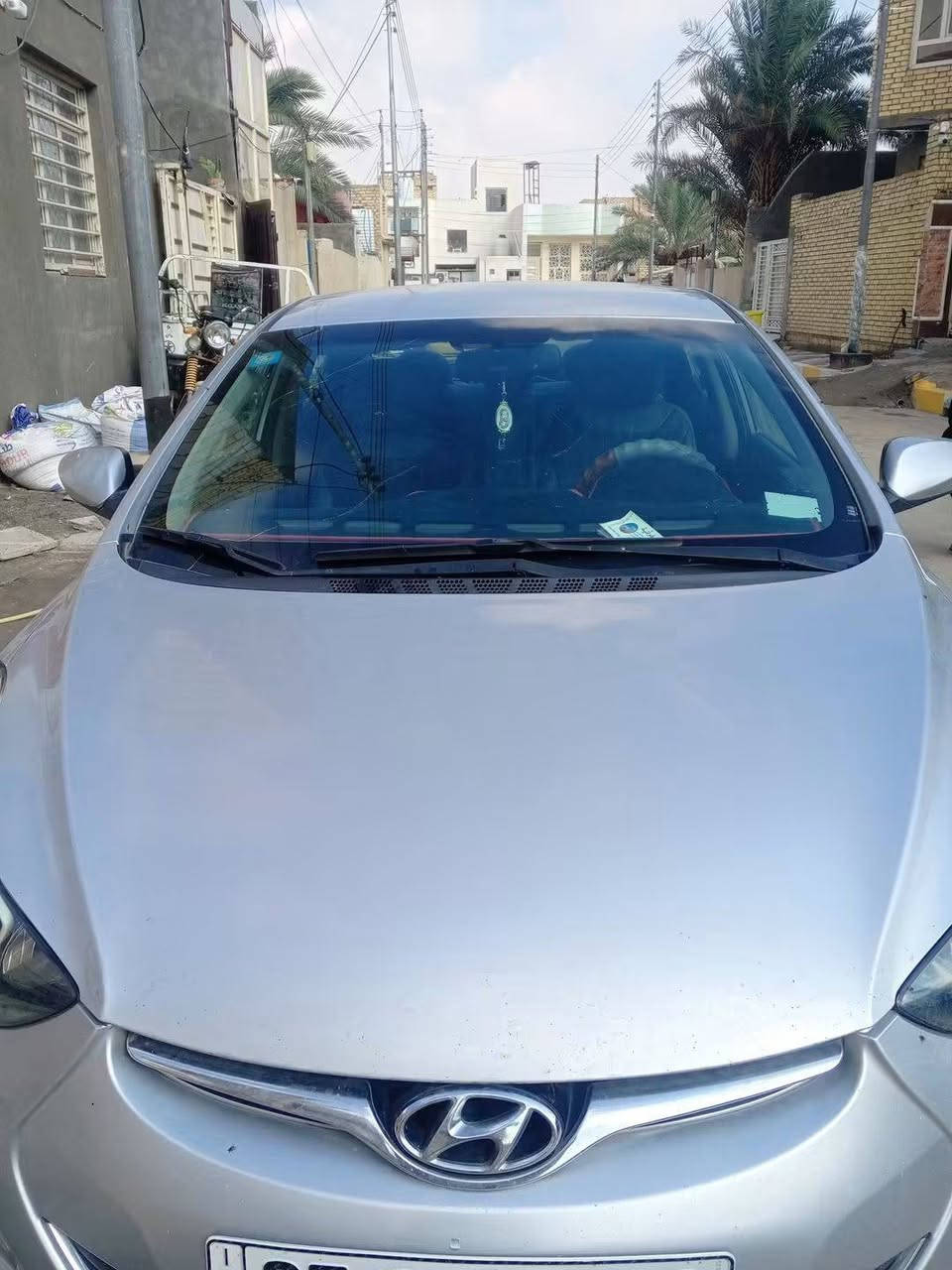 سياره الانتره وارد أمريكا موديل 16 سياره حته ضربه مابيها اكو ضرر بسيط بيها.... الصوره والمعلومات اتصال على الرقم ***********

