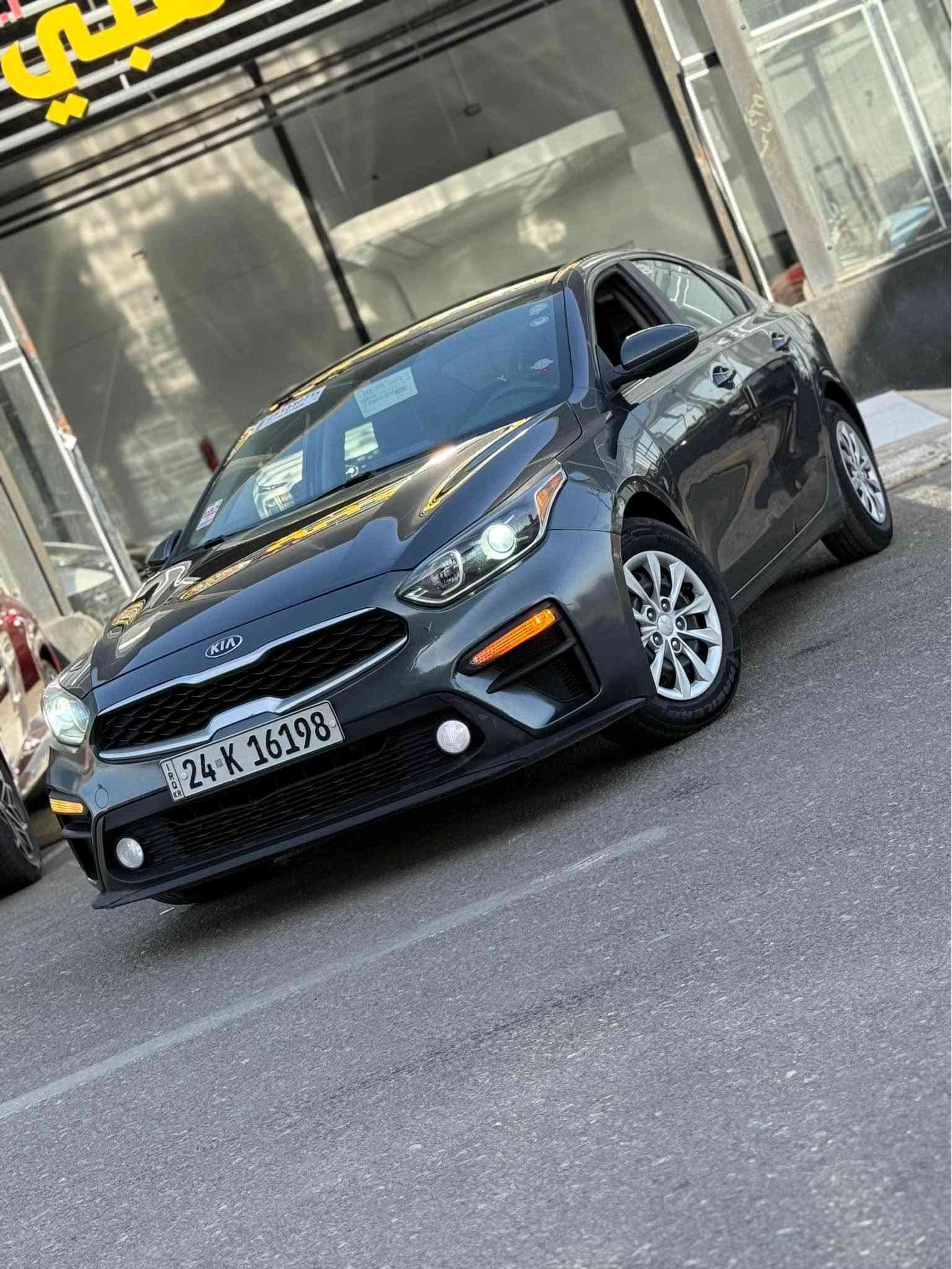 🚗 للبيع: كيا فورتي fe  موديل 2021
📍 مكان السيارة :  موصل مدينه المعارض الجديده 
معرض الركن الذهبي 
📞 للتواصل: واتس اب    ***********
                                              *********** 
🛠️ المحرك: 4 سلندر 2000 دوش المرغوب
السعر 119$🔥🔥
⚙️ المواصفات:

• شاشة كبيرة وكاميرا
• CarPlay و android
• تحكمات ستيرن
• أوتو ستوب
• قيادة ذاتية
• تحديد سرعة وتحديد مسار
• رادارات أمامية وجانبية وخلفية
• مثبت سرعة
• مانع انزلاق
• 3 انضمة قيادة

⚠️ أضرار السيارة: 
جاملغ خلفي صبغ 
4 قطع كلير امريكي 
• بجم كبس ✅
بدووون دواخل ✅
بدووون ايربك ✅

📌 تفاصيل إضافية:
• السيارة رقم دهوك شرط التحويل 
• لون السيارة نفطي 🩶
• الكير والمحرك بحالة ممتازة – شرط الفحص
• صدر وخلف "بلادي"
• الرادار وحجر البيئة والكزوز  كلها أصلية
• السيارة بحالة ممتازة وبدون مصاريف
السعر 119$🔥🔥🔥 موصل, نينوى
